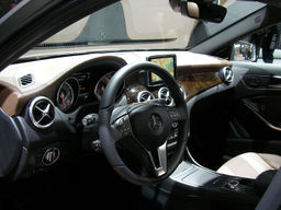 Merc GLA250 -0500.jpg