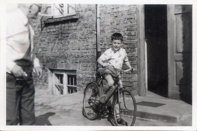 Plik:Ja, Dziadek, Pionyr-cro-2.jpg